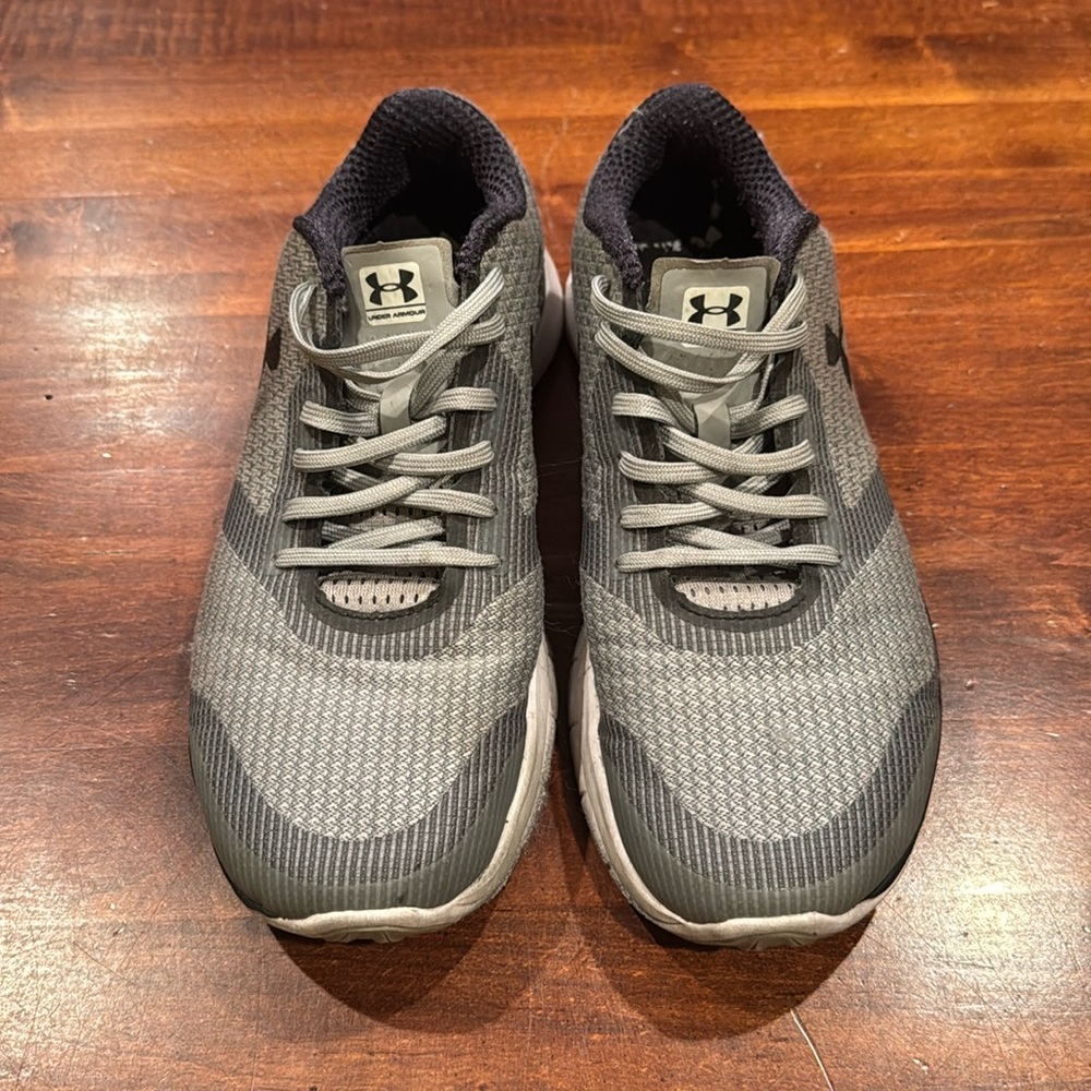 Under Armour Charged Sneaker size women’s 9